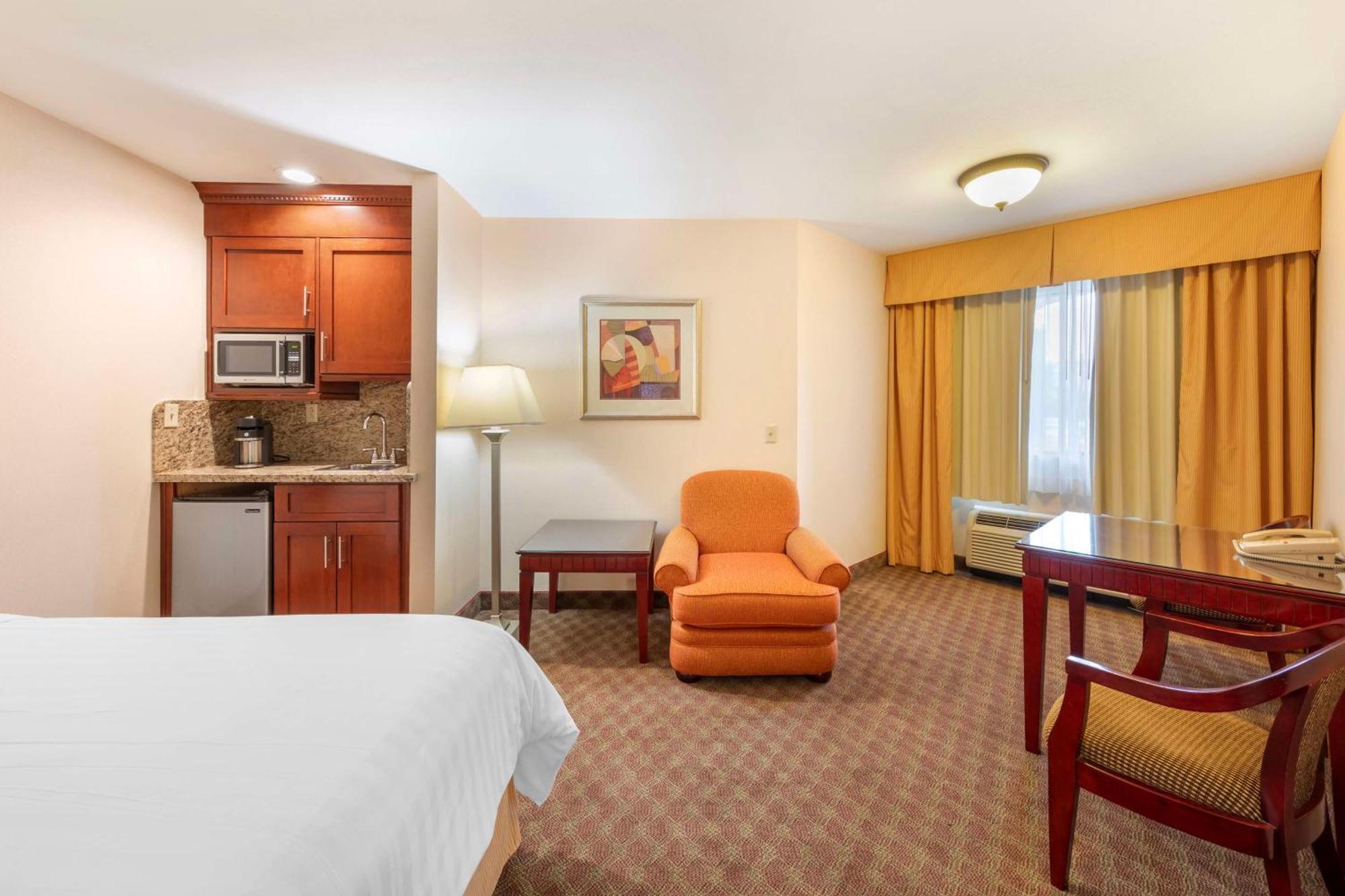Best Western Plus West Covina Inn Exteriér fotografie